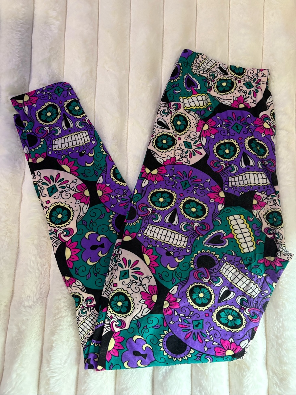 Purple Sugar Skull Leggings